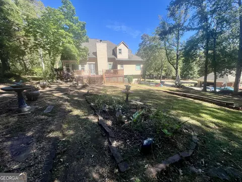 Exterior - 114 Taylor Len Dr, Lagrange, GA 30240 photo 7 of 9