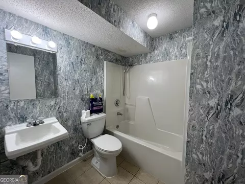 Bath - 114 Taylor Len Dr, Lagrange, GA 30240 photo 8 of 8