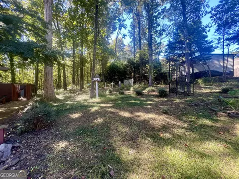 Exterior - 114 Taylor Len Dr, Lagrange, GA 30240 photo 6 of 9