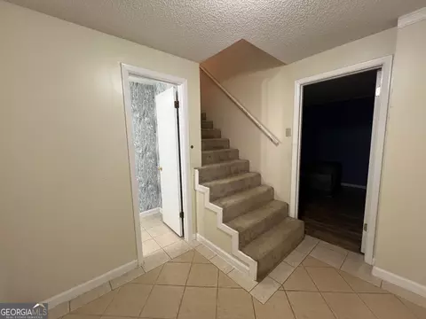 Entry Way - 114 Taylor Len Dr, Lagrange, GA 30240 photo 10 of 10