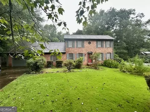 36 Laurelwood Cir, Griffin, GA 30224