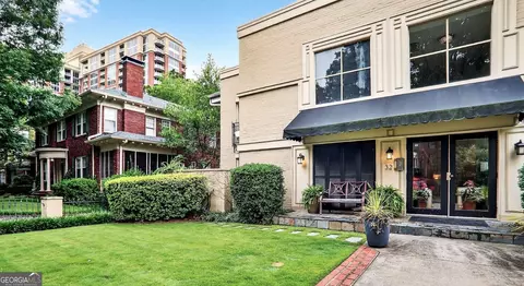 32 28th St NW #201, Atlanta, GA 30309