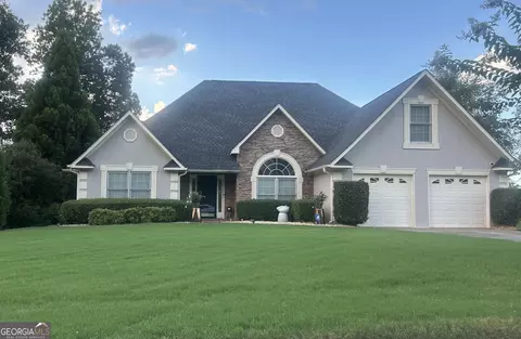 414 Homeplace Dr, Stockbridge, GA 30281