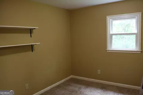 29 Terri Rd, Lagrange, GA 30240 photo 8