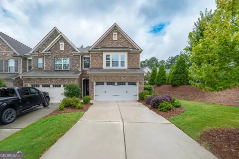 4360 Lanier Park Dr, Buford, GA 30518