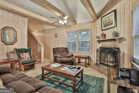 Living - 106 Chalet Cir, Pine Mountain, GA 31822 photo 3 of 3