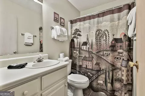 Bath - 106 Chalet Cir, Pine Mountain, GA 31822 photo 2 of 2