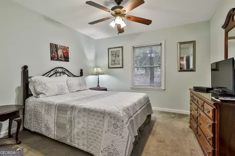 Bedroom - 106 Chalet Cir, Pine Mountain, GA 31822 photo 2 of 4