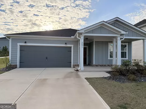 2051 Blue Sky Ave, Covington, GA 30016