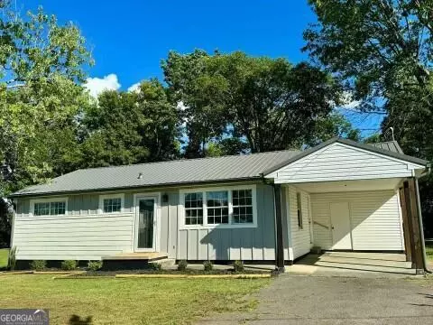 8 Roberts Dr, Fort Oglethorpe, GA 30742