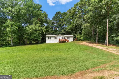 Exterior - 949 Fox Bridge Rd, Dalton, GA 30721 photo 3 of 12