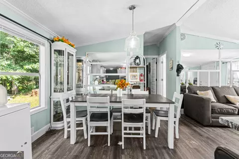 Dining - 949 Fox Bridge Rd, Dalton, GA 30721 photo 1 of 4