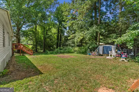Exterior - 949 Fox Bridge Rd, Dalton, GA 30721 photo 8 of 12