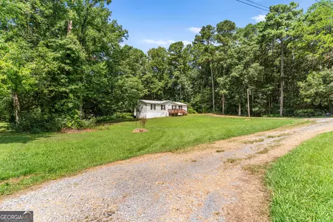 Exterior - 949 Fox Bridge Rd, Dalton, GA 30721 photo 2 of 12