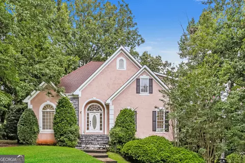 606 Redbud Ln, Stockbridge, GA 30281