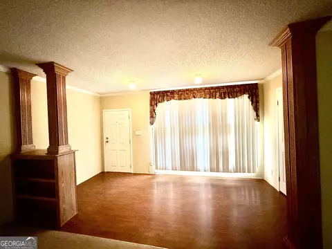 Living - 1259 Fe Beasley Rd, Claxton, GA 30417 photo 4 of 5