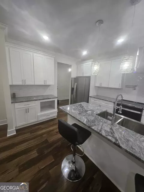 Kitchen - 119 Taylor Rd, Jackson, GA 30233 photo 1 of 6