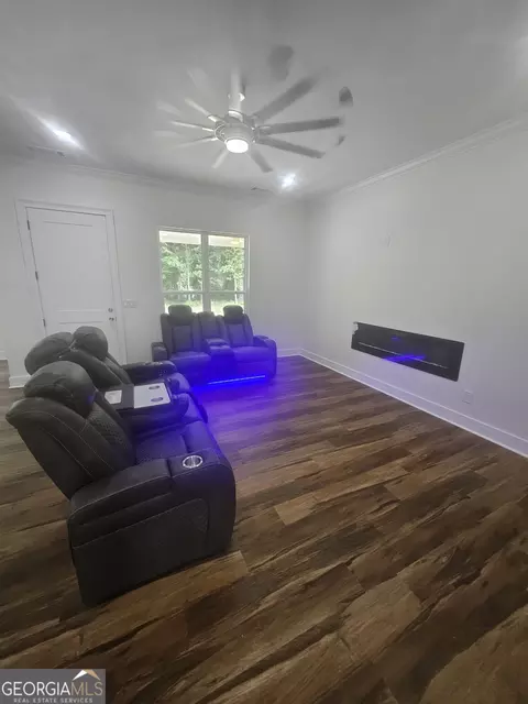 Living - 119 Taylor Rd, Jackson, GA 30233 photo 3 of 3