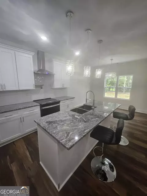 Kitchen - 119 Taylor Rd, Jackson, GA 30233 photo 4 of 6