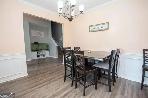 Entry Way - 130 Cedar Ridge Dr, Lagrange, GA 30241 photo 3 of 5