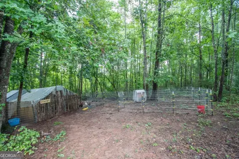 Exterior - 130 Cedar Ridge Dr, Lagrange, GA 30241 photo 6 of 8