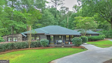 17 Greenbriar Ln SE, Rome, GA 30161