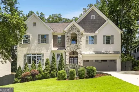 2658 Cove Cir, Atlanta, GA 30319