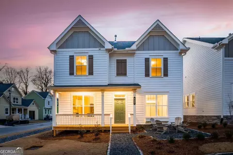 3827 Cottage Cir, Clarkston, GA 30021