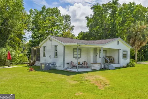 Exterior - 483 Flintside Dr, Cobb, GA 31735 photo 5 of 14