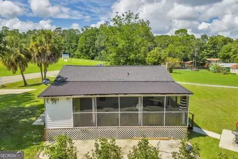Exterior - 483 Flintside Dr, Cobb, GA 31735 photo 9 of 14