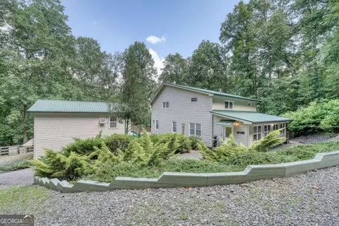 317 Collins Creek Rd, Hiawassee, GA 30546