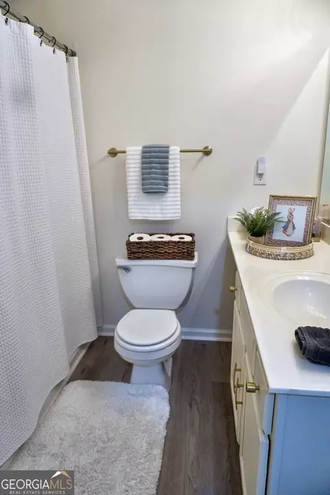 Bath - 2566 Summit Cove Dr, Duluth, GA 30097 photo 5 of 5