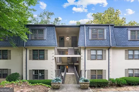 61 Lamsden Ln NW, Atlanta, GA 30327