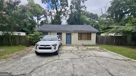 350 Tiny Pl, Macon, GA 31204
