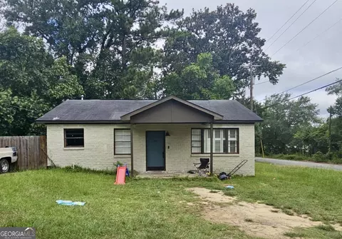 370 Tiny Pl, Macon, GA 31204