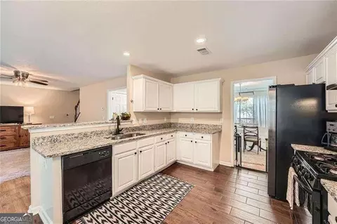 2400 Compton Pl, Suwanee, GA 30024 photo 7