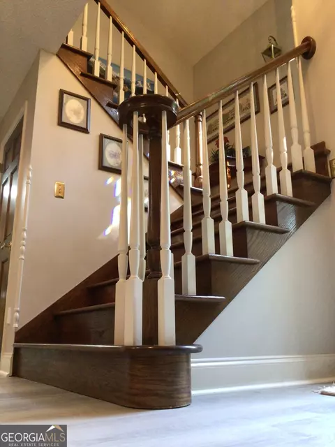 Entry Way - 2088 Gresham Rd, Zebulon, GA 30295 photo 5 of 5