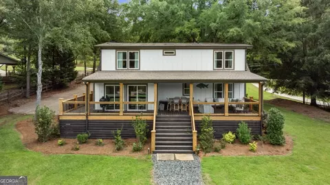 229 E River Bend Dr, Eatonton, GA 31024