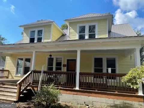 345 N Oliver St, Elberton, GA 30635