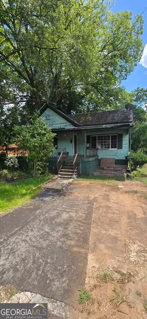 726 E Broad St, Griffin, GA 30223