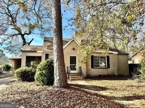 362 Savannah Ave, Statesboro, GA 30458