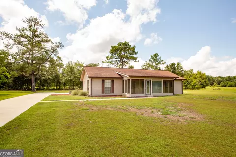 3318 Dean Still Rd, Blackshear, GA 31516