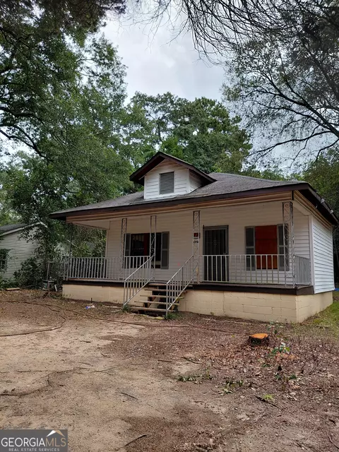 1322 Triple Hill Dr, Macon, GA 31206