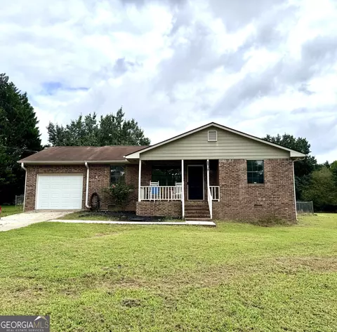 243 Covington Rd, Griffin, GA 30223
