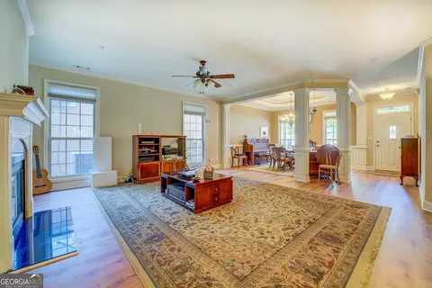 10155 Malcolm Dr, Covington, GA 30014 photo 7