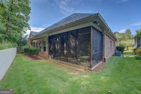 10155 Malcolm Dr, Covington, GA 30014 photo 2