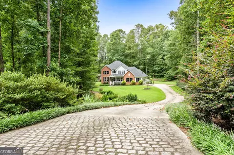 319 Le Paradis Blvd, Sharpsburg, GA 30277