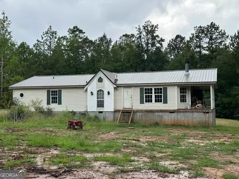 82 Terrace Oak Dr, Forsyth, GA 31029