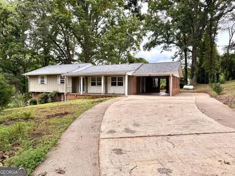 103 Marlette Dr, Mccaysville, GA 30555