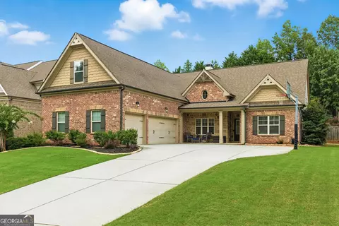 5385 Timber Wild Ln, Buford, GA 30518